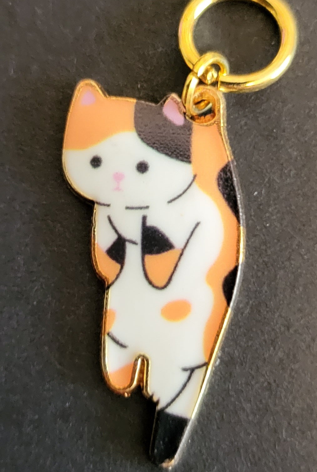 Stitch markers: 6 stages of acceptance - kitten edition