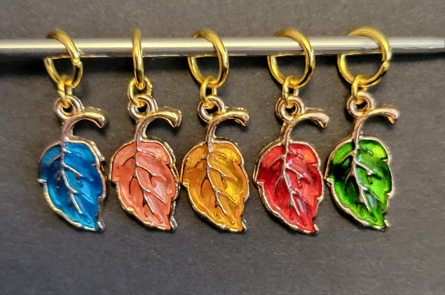 Rainbow leaves stitch markers